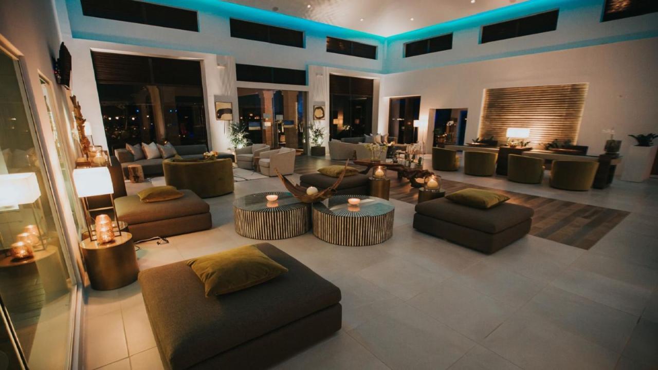 Gold Coast Luxury Condo One Floor Palm Beach Exterior photo