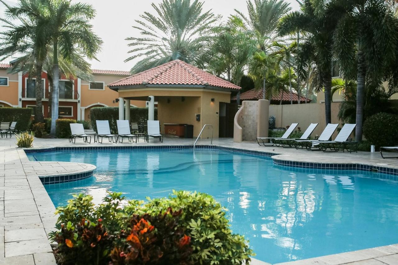 Gold Coast Luxury Condo One Floor Palm Beach Exterior photo